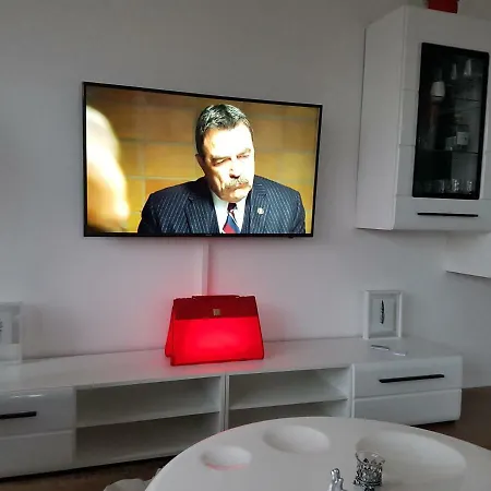 Das Uni-penthouse أولدنبورغ