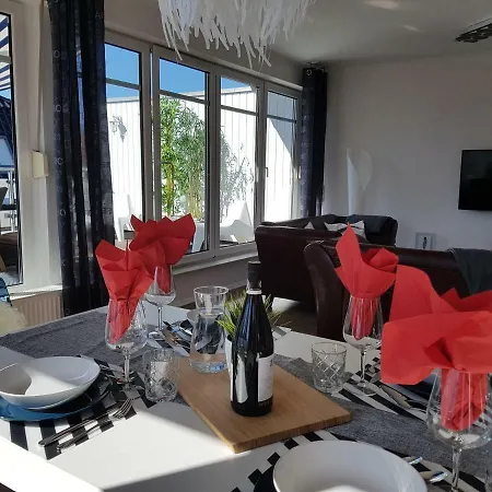 Das Uni-penthouse شقة أولدنبورغ