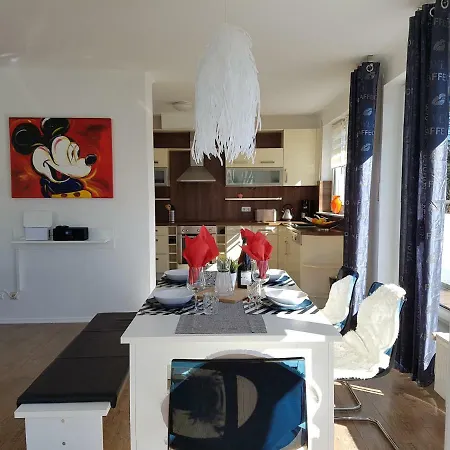 Das Uni-penthouse أولدنبورغ